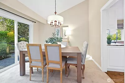 975 NW Inneswood Place, Issaquah, WA 98027 - Photo 5