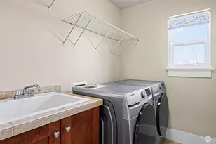 278 Vashon Pl NE, Renton, WA 98059 - Photo 31