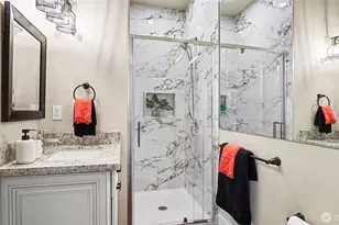 278 Vashon Pl NE, Renton, WA 98059 - Photo 17