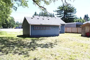 18343 Albany St SW, Rochester, WA 98579 - Photo 23
