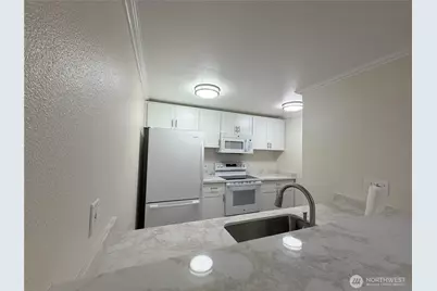 4316 W Lake Sammamish Parkway SE #H104, Issaquah, WA 98027 - Photo 7