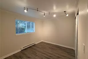 4316 W Lake Sammamish Pkwy SE, Issaquah, WA 98027 - Photo 17