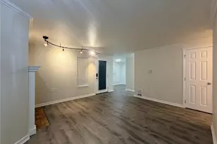 4316 W Lake Sammamish Pkwy SE, Issaquah, WA 98027 - Photo 5