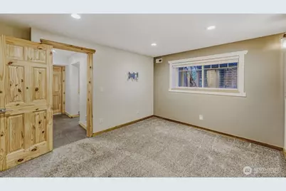 58 211th Place SE, Sammamish, WA 98074 - Photo 17