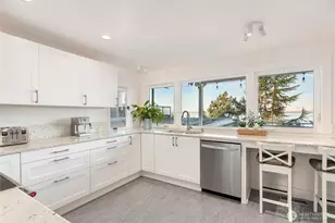 322 S Forest St, Bellingham, WA 98225 - Photo 13