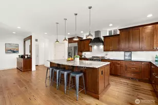 9026 NE 127th Pl, Kirkland, WA 98034 - Photo 9