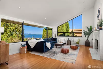 3350 58th Avenue SW, Seattle, WA 98116 - Photo 5