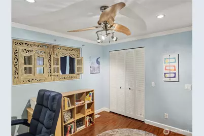 9240 Sand Point Way NE, Seattle, WA 98115 - Photo 25