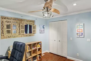 9240 Sand Point Way NE, Seattle, WA 98115 - Photo 25