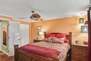 9240 Sand Point Way NE, Seattle, WA 98115 - Photo 15