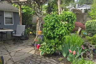 9240 Sand Point Way NE, Seattle, WA 98115 - Photo 33