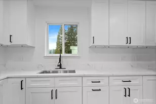 4707 Black Lake Belmore Road SW, Olympia, WA 98512 - Photo 9