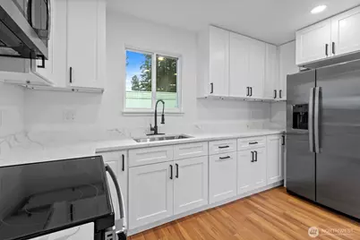 4707 Black Lake Belmore Road SW #27, Olympia, WA 98512 - Photo 5