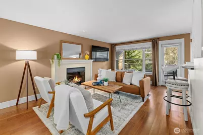 22910 90th Avenue W #E205, Edmonds, WA 98026 - Photo 5