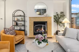 10610 NE 9th Pl, Bellevue, WA 98004 - Photo 9