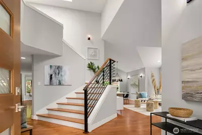 11457 108th Avenue NE, Kirkland, WA 98033 - Photo 3