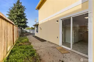 209 S Cedar St, Buckley, WA 98321 - Photo 23