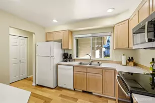 1230 SW 58th St, Everett, WA 98203 - Photo 9