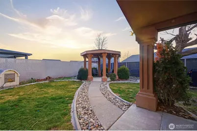 5008 Polo Lane, Pasco, WA 99301 - Photo 3