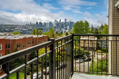 467 Newton Street #402, Seattle, WA 98109 - Photo 25