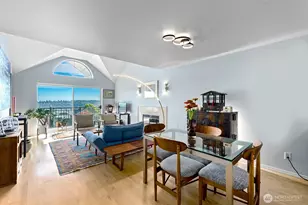 467 Newton St, Seattle, WA 98109 - Photo 11