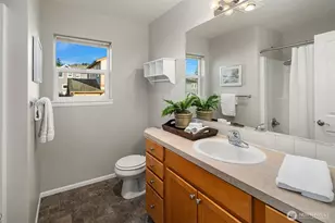 1918 24th Ave NE, Issaquah, WA 98029 - Photo 21