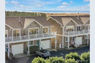 315 NW 5th Street #103, Long Beach, WA 98631 - Photo 1