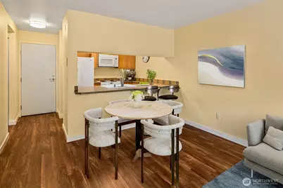 275 W Roy Street #109, Seattle, WA 98119 - Photo 7