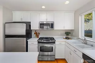 5121 27th Ave NE, Seattle, WA 98105 - Photo 25