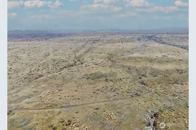 421 NW 11th Street, Soap Lake, WA 98851 - Photo 5