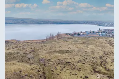 421 NW 11th Street, Soap Lake, WA 98851 - Photo 1