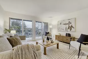 2501 Canterbury Ln E, Seattle, WA 98112 - Photo 5