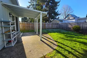 606 8th St NW, Puyallup, WA 98371 - Photo 3