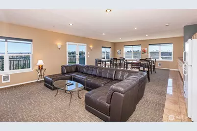 3221 SW Avalon Way #201, Seattle, WA 98126 - Photo 31