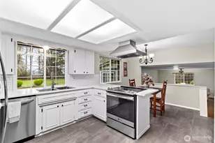 9911 Berkshire Loop SE, Olympia, WA 98513 - Photo 7