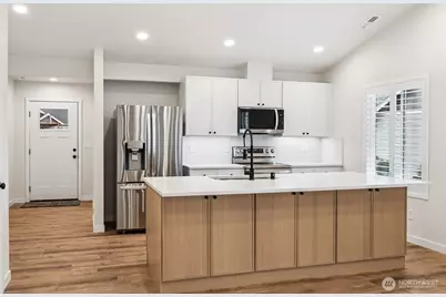 401 Pershing Avenue, Carbonado, WA 98323 - Photo 9