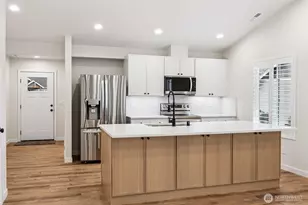 401 Pershing Ave, Carbonado, WA 98323 - Photo 9