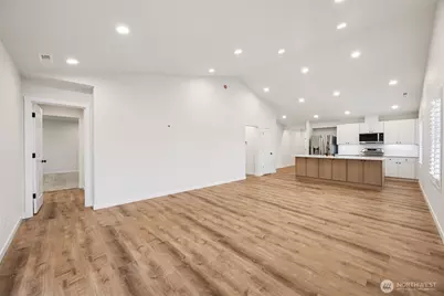 401 Pershing Avenue, Carbonado, WA 98323 - Photo 7