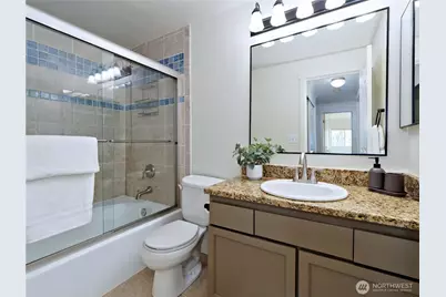 10016 NE 120th Lane #F-101, Kirkland, WA 98034 - Photo 15