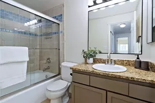 10016 NE 120th Ln, Kirkland, WA 98034 - Photo 15