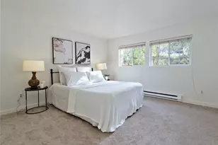 10016 NE 120th Ln, Kirkland, WA 98034 - Photo 17