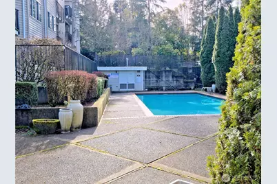 10016 NE 120th Lane #F-101, Kirkland, WA 98034 - Photo 27