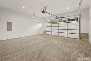 16654 NE 12th St, Bellevue, WA 98008 - Photo 39