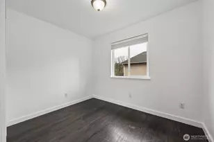 317 SE 3rd St, South Prairie, WA 98385 - Photo 15