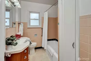 8004 22nd Ave NW, Seattle, WA 98117 - Photo 19