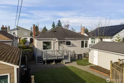 8004 22nd Avenue NW, Seattle, WA 98117 - Photo 33