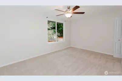 611 NE Conifer Drive, Bremerton, WA 98311 - Photo 31