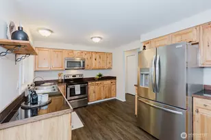 611 NE Conifer Dr, Bremerton, WA 98311 - Photo 5