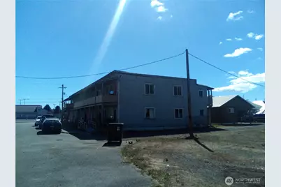 400 9th Street, Raymond, WA 98577 - Photo 5