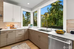 13068 SE 19th Ct, Bellevue, WA 98005 - Photo 19